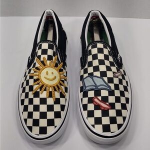 Vans  Checkered Slip-On Shoes size  9.5 pre owned Exellent condition